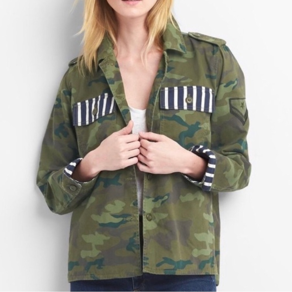 Gap Utility Camouflage Jacket with Striped Pockets